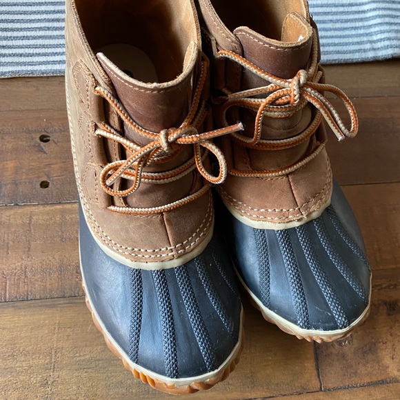 Sorry Boots 8.5 VGUC - EUC - Picture 2 of 6